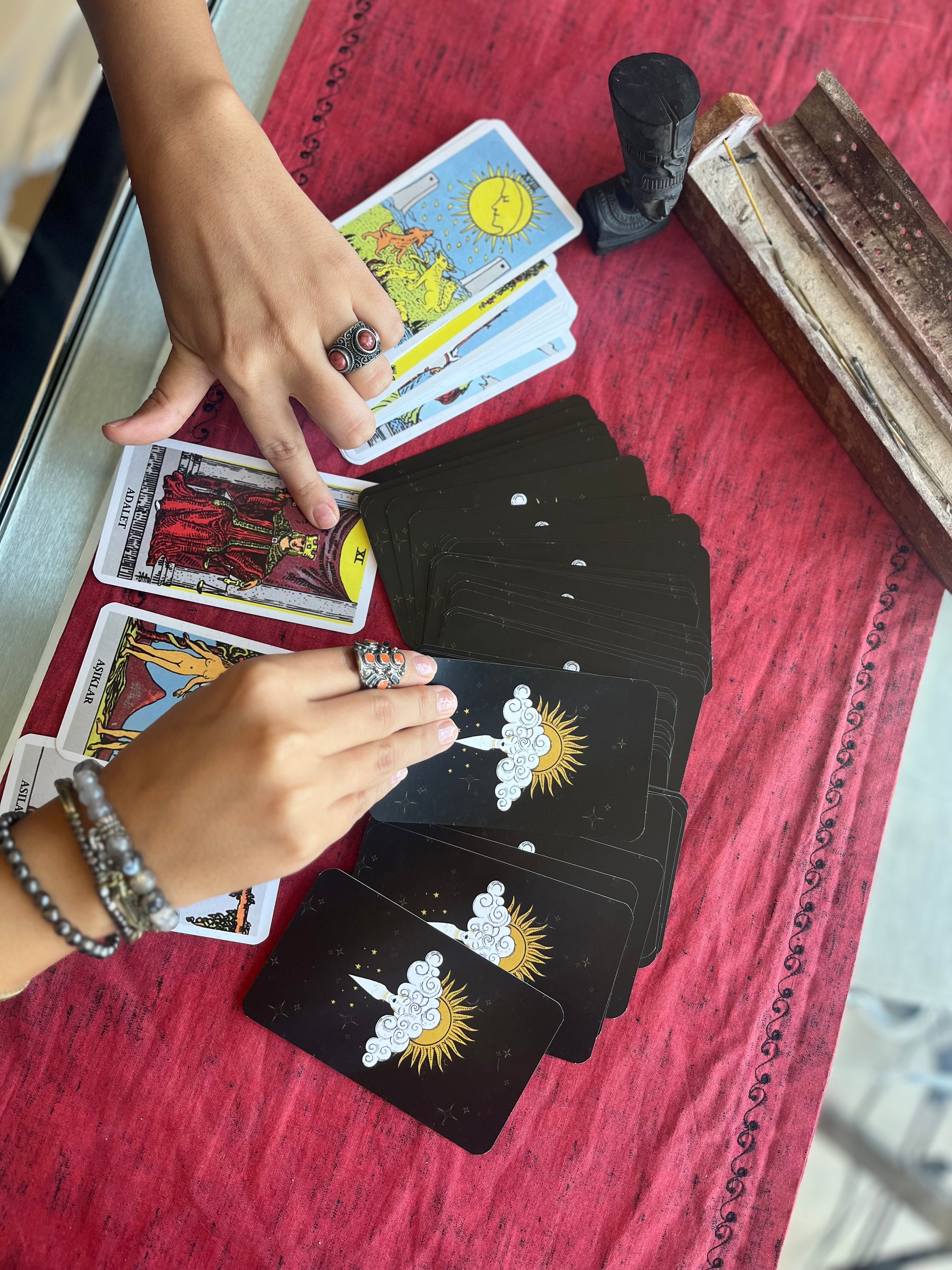 "TAROT KARTLARI"